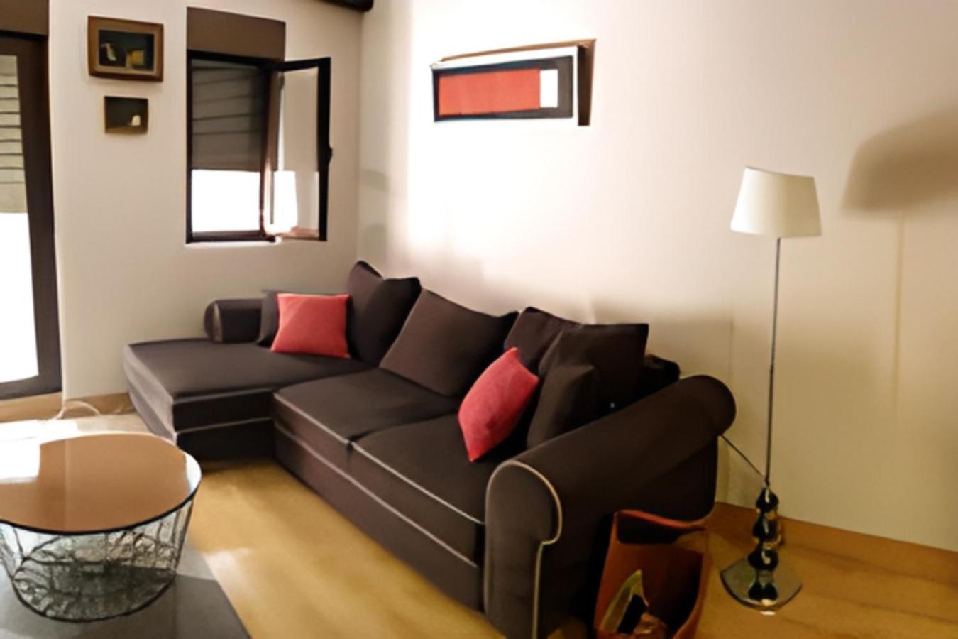 Apartment Segundo Caballerias, Junto A La Catedral, Aire Acondicionado, Wifi Logrono