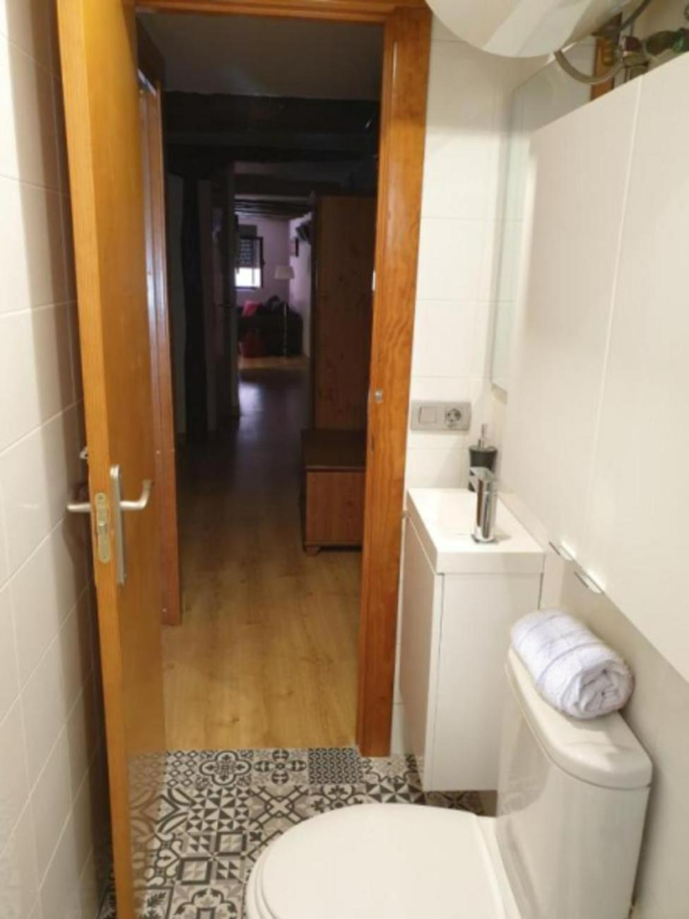 Apartment Segundo Caballerias, Junto A La Catedral, Aire Acondicionado, Wifi *